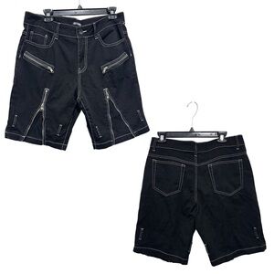 Hot Topic Black Cargo Shorts with Zipper Accents